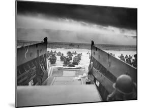 Digitally Restored World War II Photo of American Troops Approaching Omaha Beach-null-Mounted Premium Photographic Print