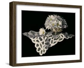 Disheveled Daisies-Sandra Willard-Framed Giclee Print