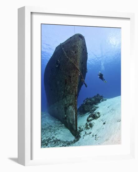 Diver Exploring the Felipe Xicot�Ncatl Shipwreck in Cozumel, Mexico-null-Framed Photographic Print