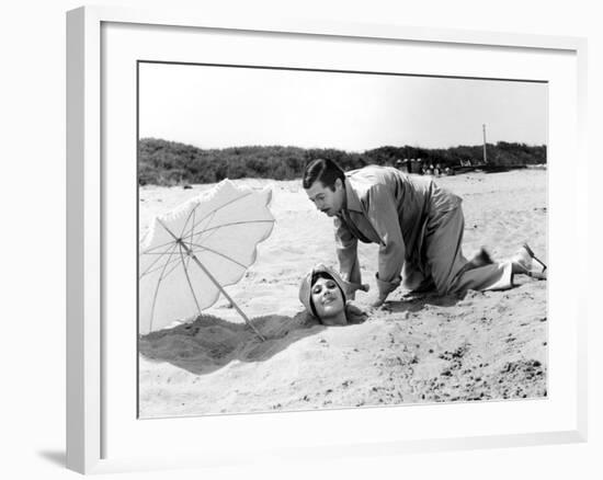 Divorce - Italian Style, Marcello Mastroianni, Daniela Rocca, 1961-null-Framed Photo