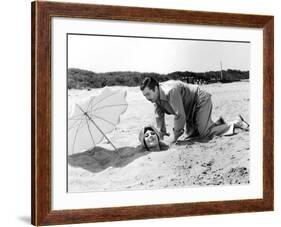 Divorce - Italian Style, Marcello Mastroianni, Daniela Rocca, 1961-null-Framed Photo