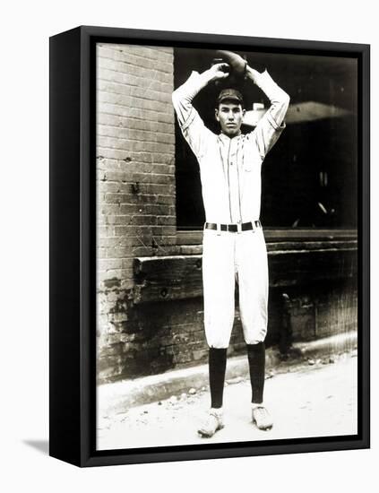 Dizzy Dean (1911-1974)-null-Framed Stretched Canvas