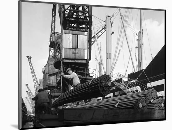 Dockers Loading Steel Bars onto the Manchester Renown, Manchester, 1964-Michael Walters-Mounted Photographic Print