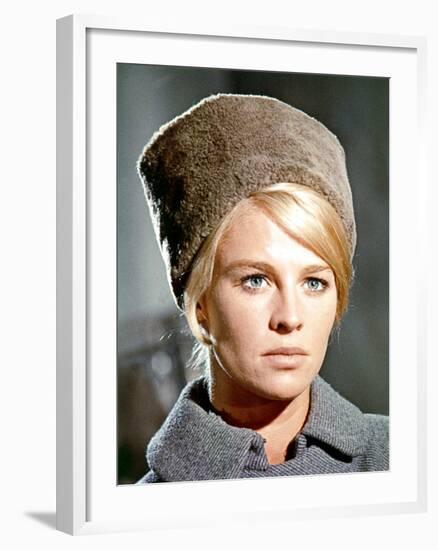 Doctor Zhivago, Julie Christie, 1965-null-Framed Photo