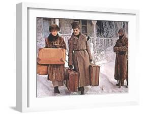 Doctor Zhivago, Julie Christie, Omar Sharif, 1965-null-Framed Photo