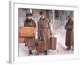 Doctor Zhivago, Julie Christie, Omar Sharif, 1965-null-Framed Photo