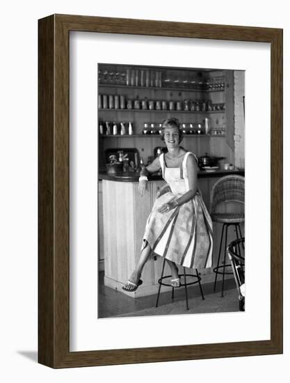 Dodie Currie, 25, Pacific Palisades, Los Angeles, California-Allan Grant-Framed Photographic Print