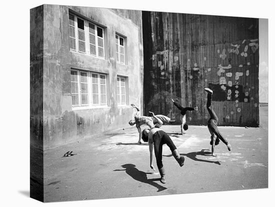 Don't Move 1, 2015-Jaschi Klein-Stretched Canvas