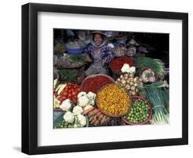 Dong Ba Market, Hue, Vietnam-Keren Su-Framed Photographic Print