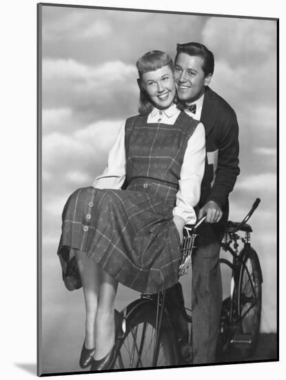 Doris Day, Gordon Macrae, On Moonlight Bay, 1951-null-Mounted Photographic Print