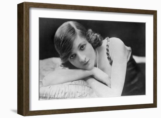 Doris Keane, American Actress, Early 20th Century-Claude Harris-Framed Photographic Print