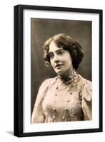 Dorothea Baird, English Actress, 1903-null-Framed Giclee Print