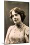 Dorothea Baird, English Actress, 1903-null-Mounted Giclee Print