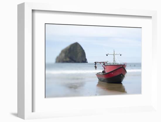 Dory Boat in Pacific City, Oregon-Justin Bailie-Framed Photographic Print