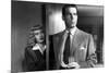 DOUBLE INDEMNITY, 1944 directed by BILLY WILDER Barbara Stanwyck and Fred McMurray (b/w photo)-null-Mounted Photo