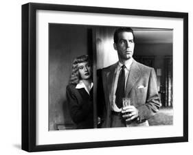 Double Indemnity, Barbara Stanwyck, Fred MacMurray, 1944-null-Framed Photo