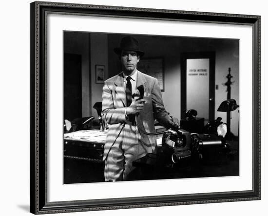 Double Indemnity, Fred MacMurray, 1944-null-Framed Photo