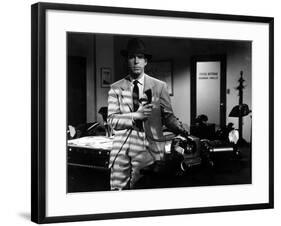 Double Indemnity, Fred MacMurray, 1944-null-Framed Photo