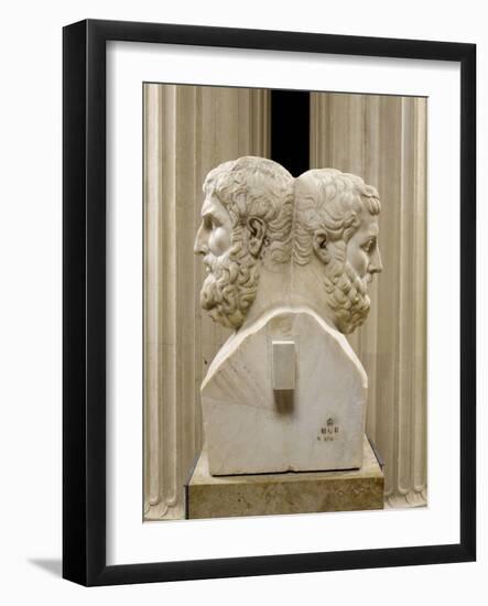 Double pilier hermaïque : portrait du philosophe Epicure et de son disciple Métrodore-null-Framed Giclee Print
