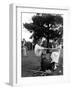 Douglas Fairbanks and sa femme Mary Pickford en, 1923-null-Framed Photo