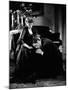 Dr. JEKYLL AND Mr. HYDE, 1931 directed by ROUBEN MAMOULIAN Miriam Hopkins and Fredric March (b/w ph-null-Mounted Photo