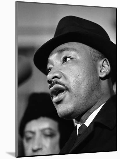 Dr. Martin Luther King, Jr. Talks to Newsmen-Henry Burroughs-Mounted Photographic Print