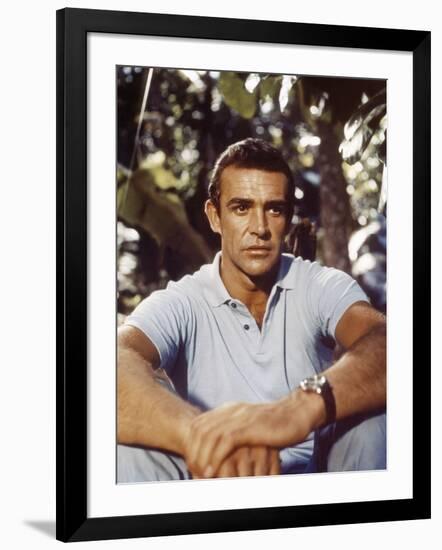 Dr No 1962 Directed by Terence Young Sean Connery-null-Framed Photo