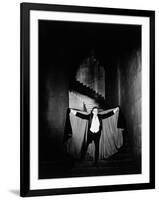 Dracula, 1931-null-Framed Photographic Print