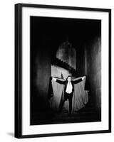 Dracula, 1931-null-Framed Photographic Print