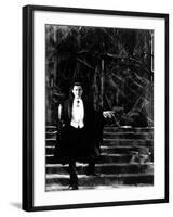 Dracula, Bela Lugosi, 1931-null-Framed Photo