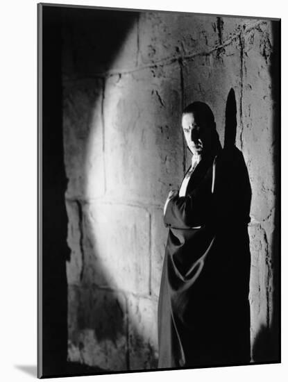 Dracula, Bela Lugosi, 1931-null-Mounted Photo