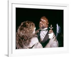 Dracula by JohnBadham with Janine Duvitski and Donald Pleasence, 1979 (photo)-null-Framed Photo