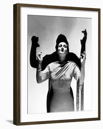 Dracula's Daughter, Gloria Holden, 1936-null-Framed Photo