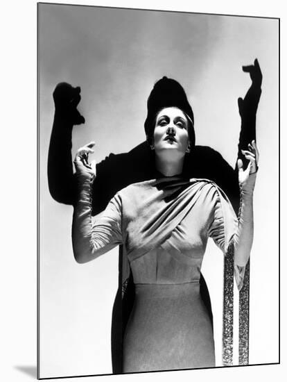Dracula's Daughter, Gloria Holden, 1936-null-Mounted Photo