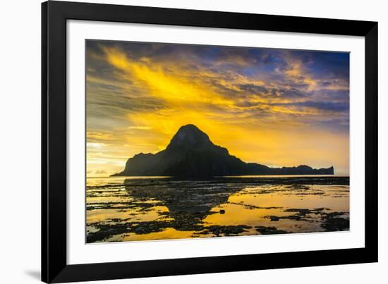 Dramatic Sunset Light over the Bay of El Nido, Bacuit Archipelago, Palawan, Philippines-Michael Runkel-Framed Photographic Print