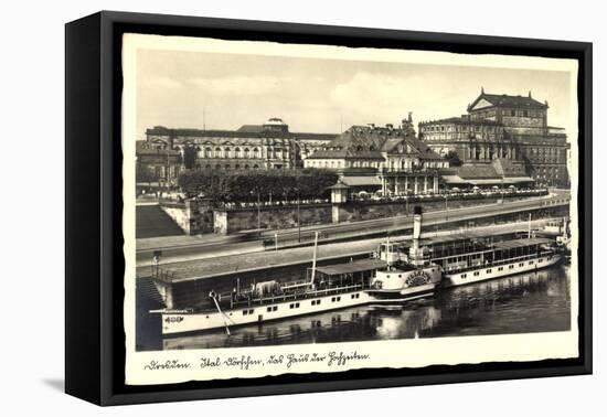 Dresden, Dampfer Pillnitz, Ital. Dörfchen, Café-null-Framed Stretched Canvas