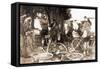Drinkers-Presse ’E Sports-Framed Stretched Canvas