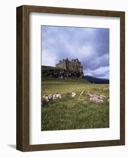 Duart Castle, Isle of Mull, Argyllshire, Inner Hebrides, Scotland, United Kingdom-Christina Gascoigne-Framed Photographic Print