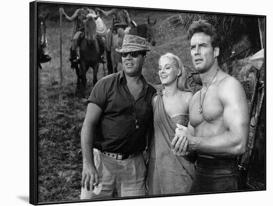 DUEL OF THE TITANS (aka ROMOLO E REMO), 1961-null-Framed Photo