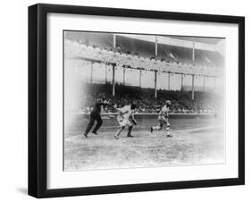 Dummy Murphy Fouls, Philadelphia Phillies, Baseball Photo - New York, NY-Lantern Press-Framed Art Print