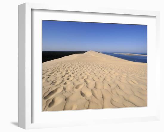 Dunes Du Pyla, Bay of Arcachon, Cote D'Argent, Aquitaine, France, Europe-Peter Richardson-Framed Photographic Print