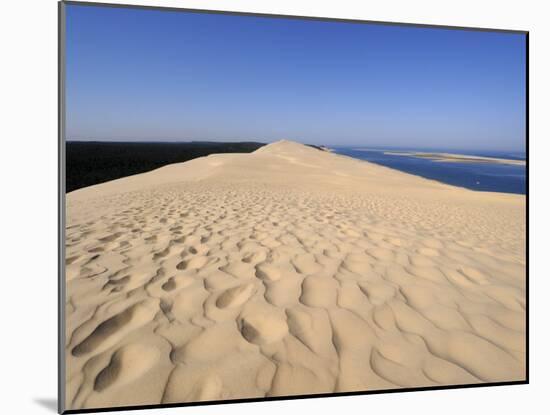 Dunes Du Pyla, Bay of Arcachon, Cote D'Argent, Aquitaine, France, Europe-Peter Richardson-Mounted Photographic Print
