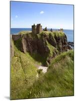 Dunnottar Castle Near Stonehaven, Aberdeenshire, Scotland, United Kingdom, Europe-Mark Sunderland-Mounted Photographic Print