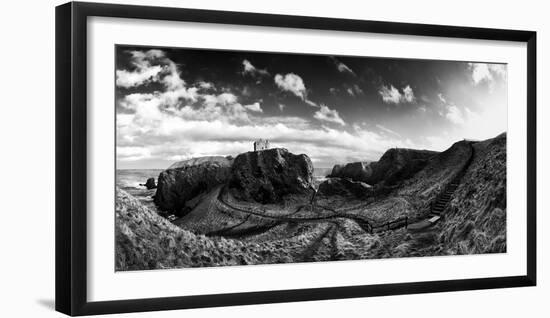 Dunnottar Castle-Thomas Clemens-Framed Photographic Print