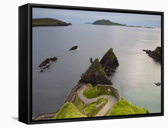 Dunquin Harbour, Dingle Peninsula, County Kerry, Munster, Republic of Ireland-Doug Pearson-Framed Stretched Canvas