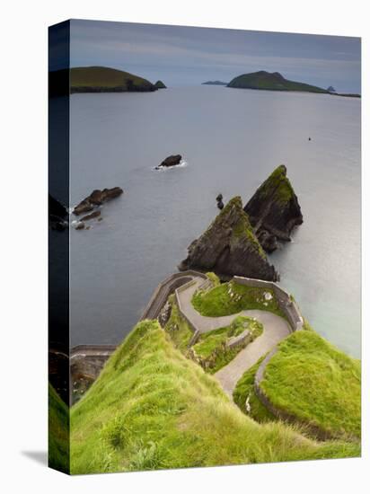 Dunquin Harbour, Dingle Peninsula, County Kerry, Munster, Republic of Ireland-Doug Pearson-Stretched Canvas