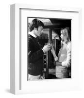 Dustin Hoffman, Straw Dogs (1971)-null-Framed Photo