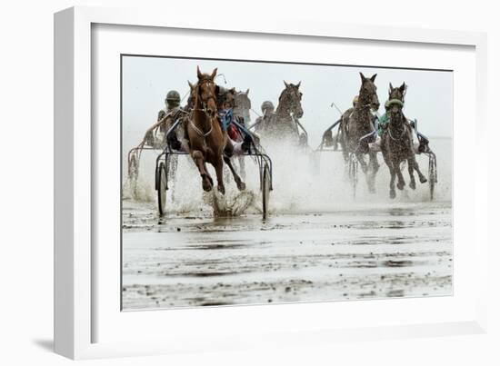 Duuuhnnn-M. Hulsbusch-Framed Photographic Print