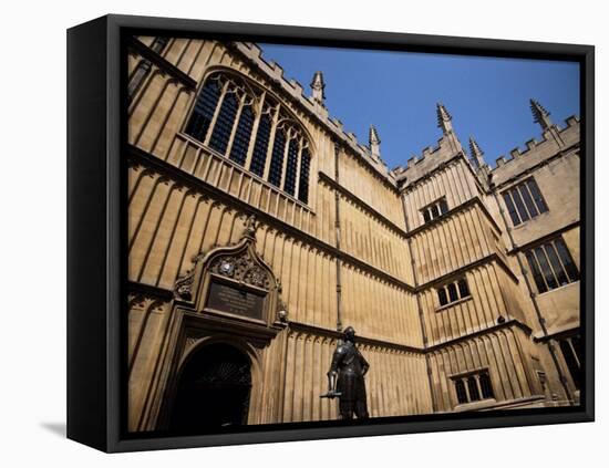 Earl of Pembroke Statue, Bodleian Library, Oxford, Oxfordshire, England, United Kingdom-Jean Brooks-Framed Stretched Canvas