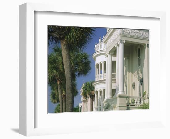 Early 19th Century Houses in the Historic Center of Charleston, South Carolina, USA-Duncan Maxwell-Framed Photographic Print